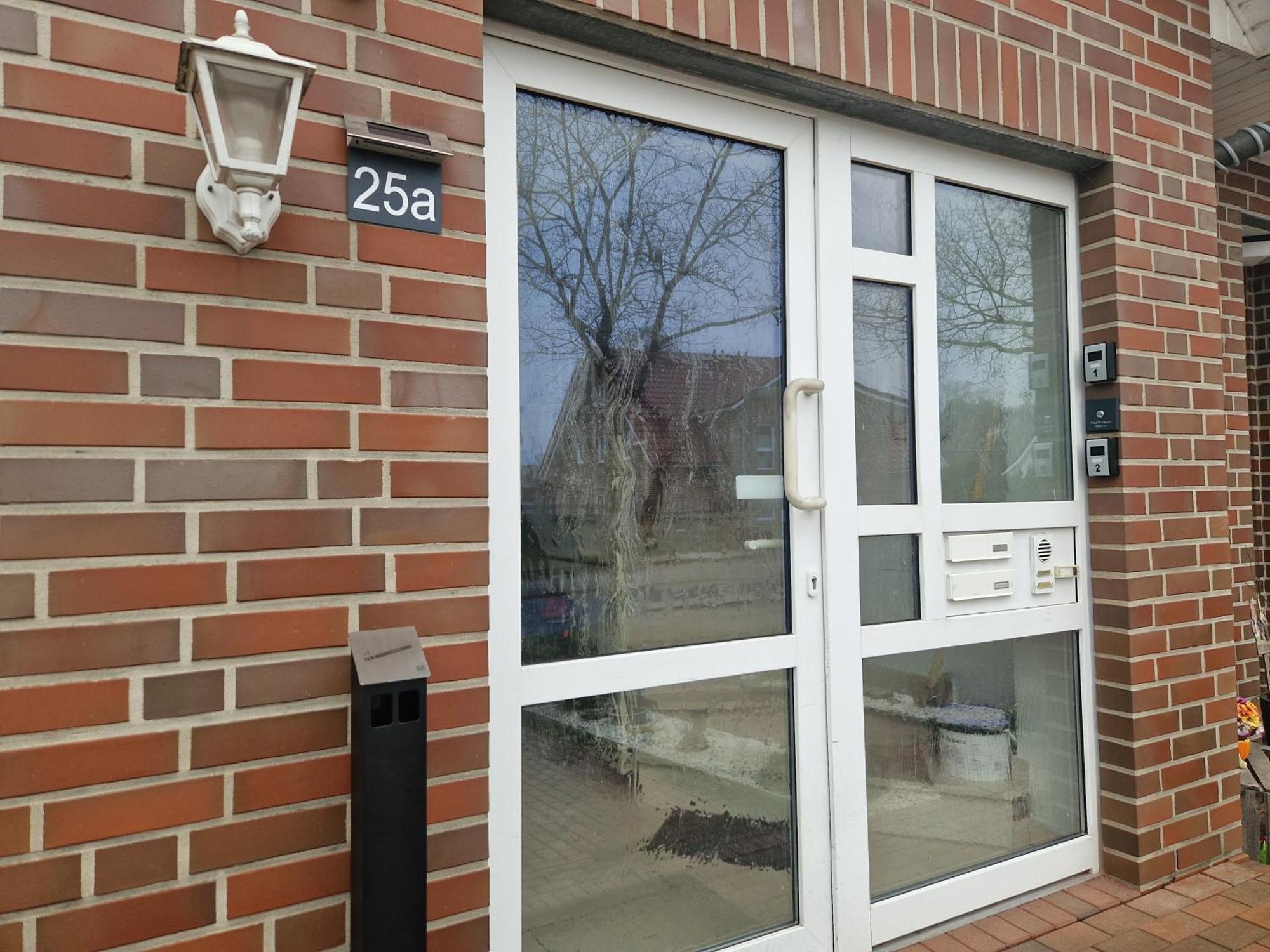 Einzelzimmer In Ruhiger Lage --- Check-In Mit Schluesselkasten 메펜 외부 사진