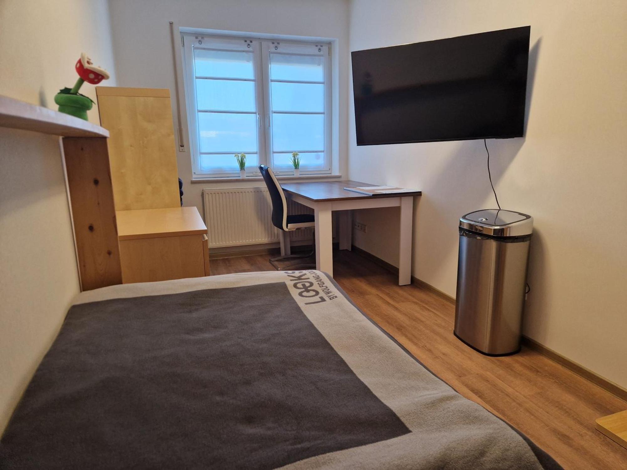 Einzelzimmer In Ruhiger Lage --- Check-In Mit Schluesselkasten 메펜 외부 사진